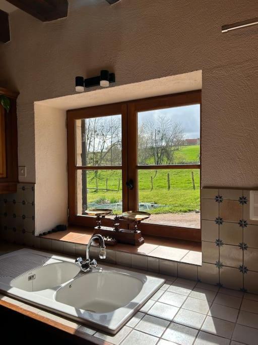 La Maison De Barbara La Guiche Eksteriør bilde